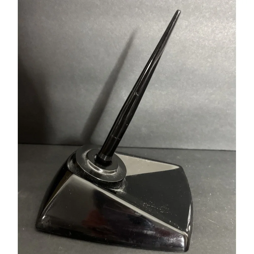 The Madison Non Spill Desk Pen Set Inkwell & Fountain Pen Black with Box